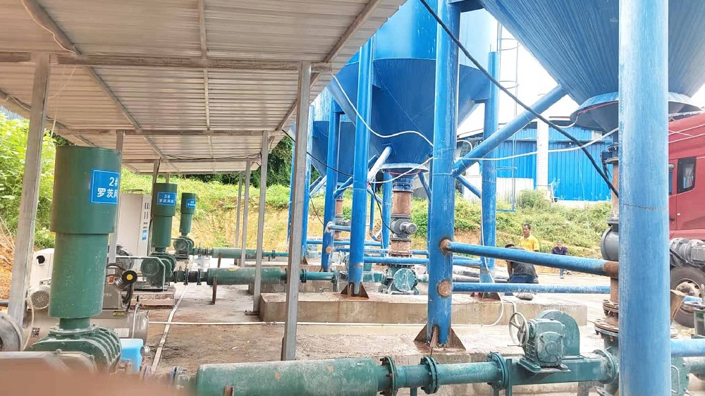 負(fù)壓多點(diǎn)吸料輸送線有哪些性能特點(diǎn)?(圖3)